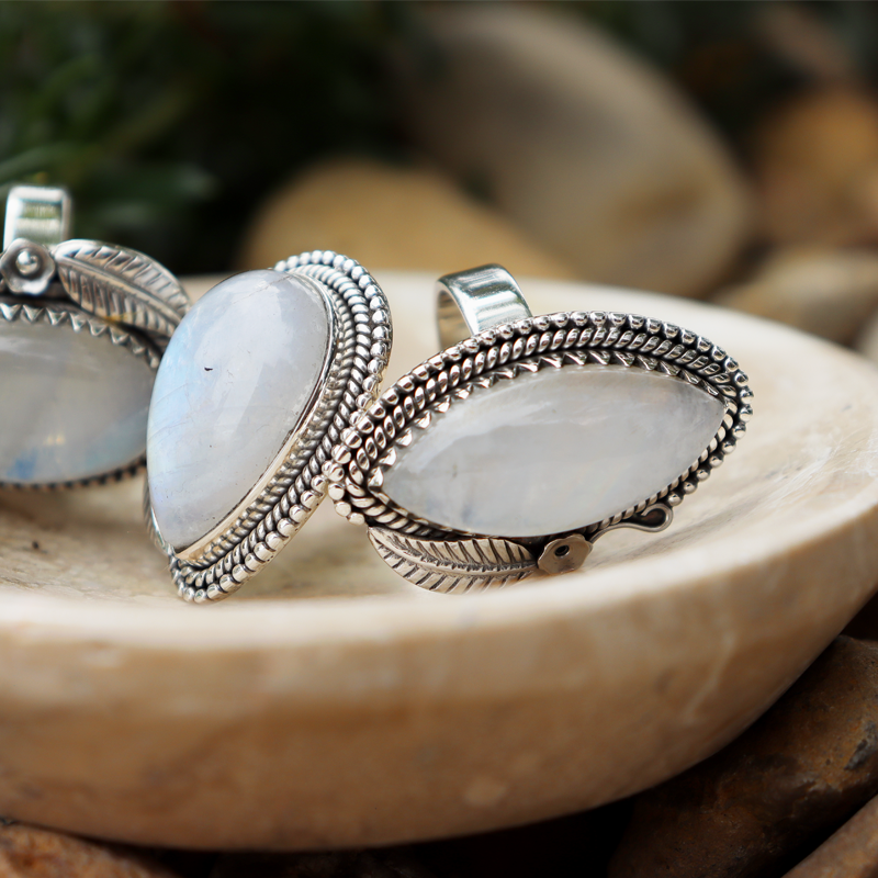 moonstone sterling silver gemtone ring