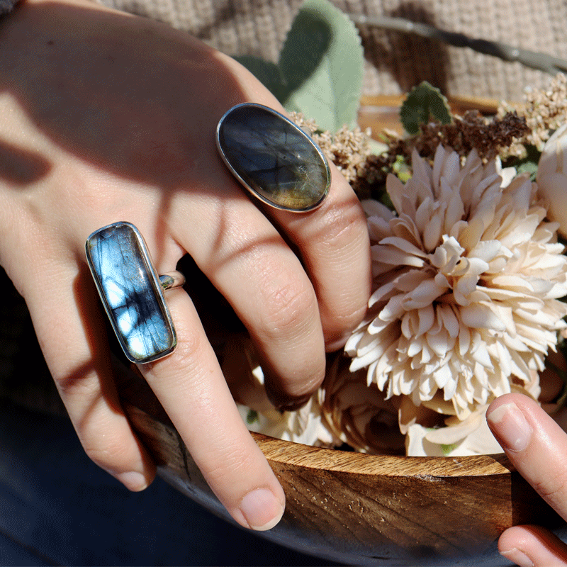 labradorite oval silver gemstone ring