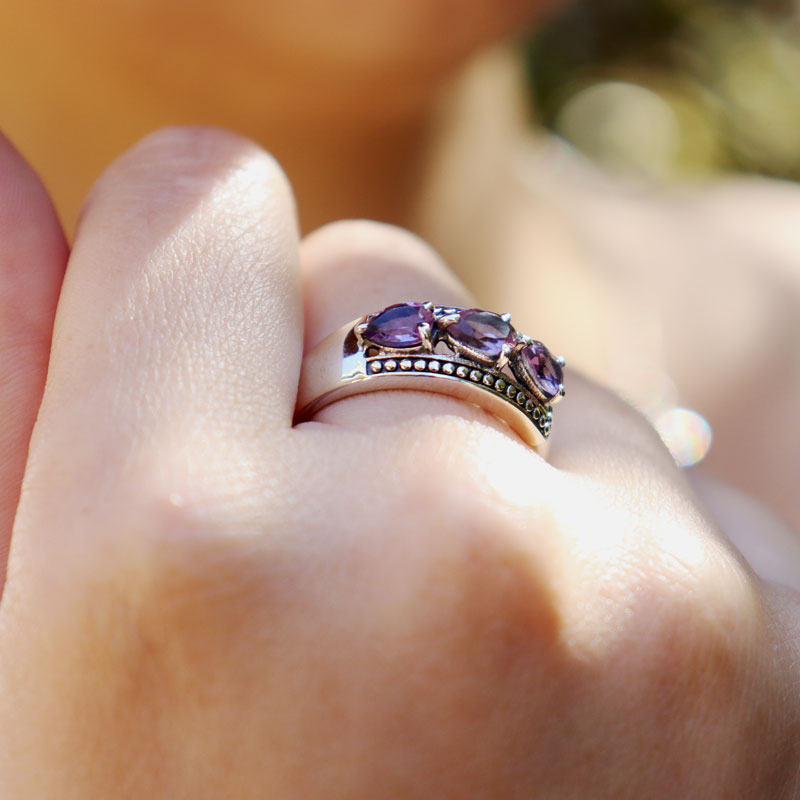 amethyst silver gemstone ring