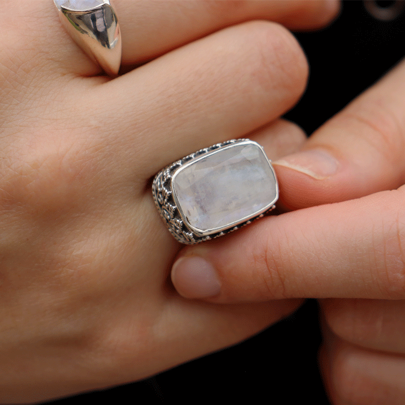moonstone sterling silver gemstone ring