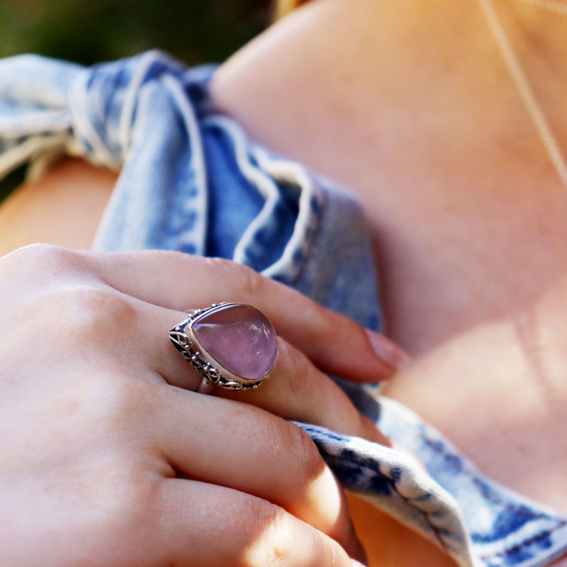 rose quartz teardrop silver gemstone ring