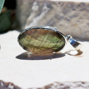 labradorite oval silver gemstone pendant