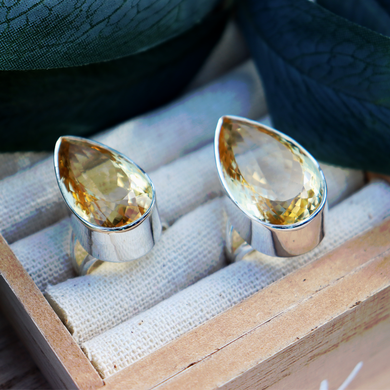 teardrop large citrine gemstone silver ring