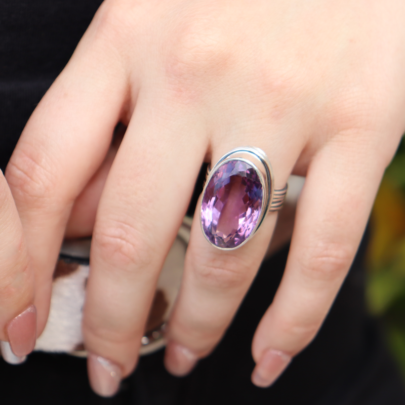 large oval amethyst sterling silver gemstone ring