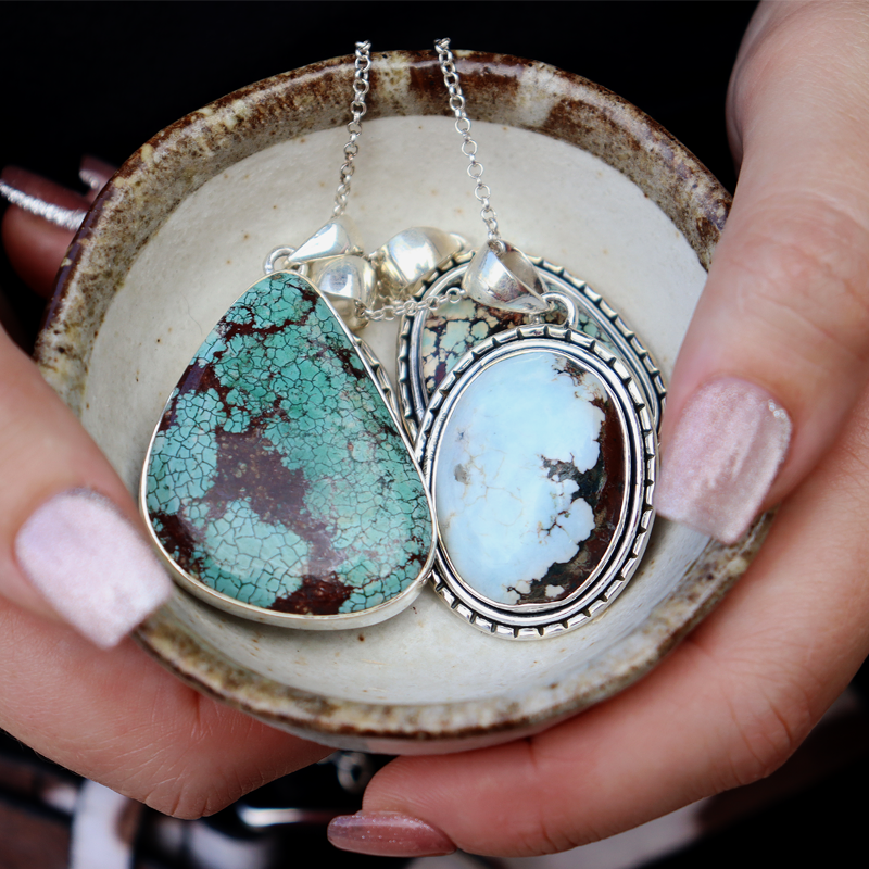 turquoise oval gemstone pendant