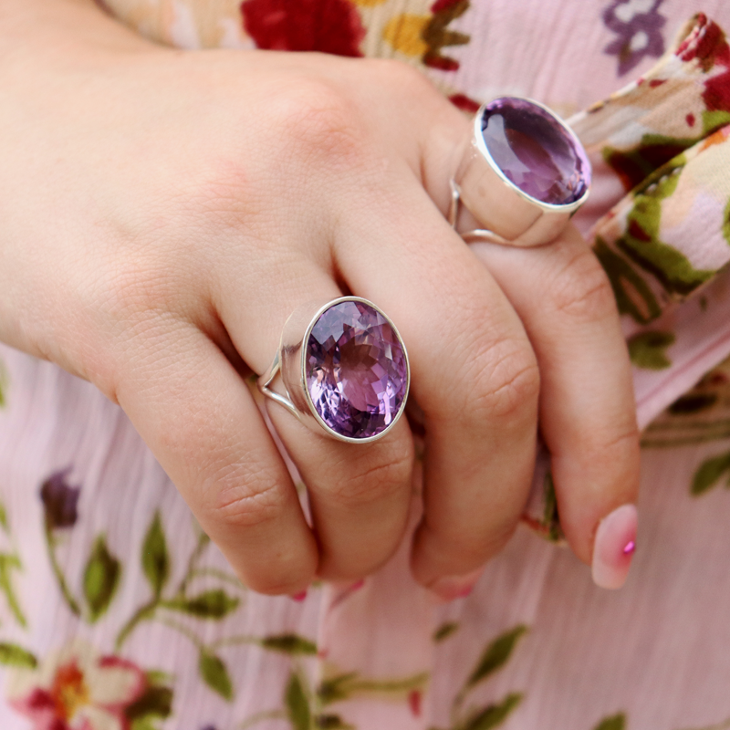 oval amethyst sterling silver gemstone ring
