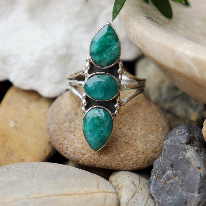 emerald quartz sterling silver gemstone ring