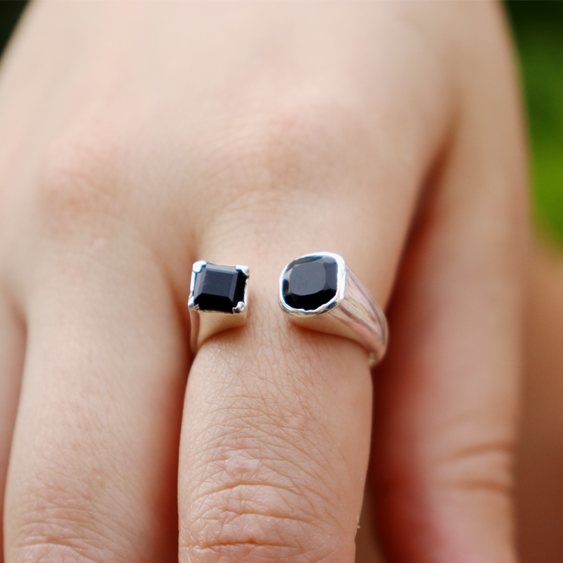 black onyx sterling silver gemstone ring