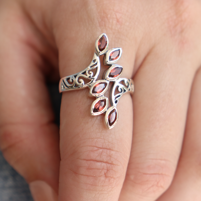 garnet sterling silver gemstone ring