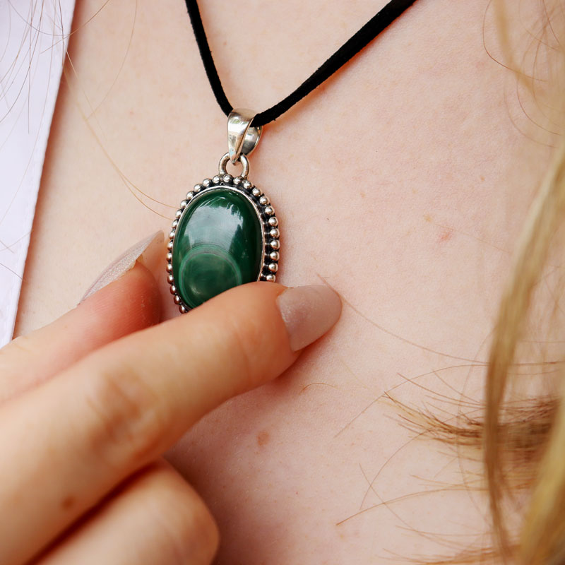 oval malachite sterling silver gemstone pendant