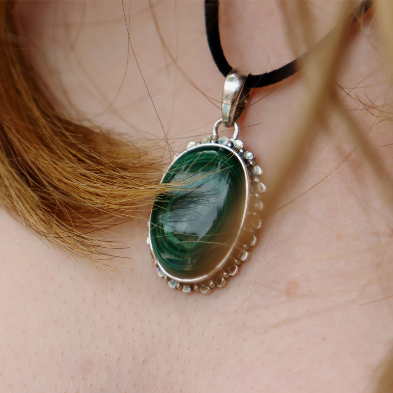 oval malachite sterling silver gemstone pendant