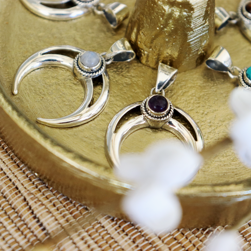 moon moonstone sterling silver gemstone pendant