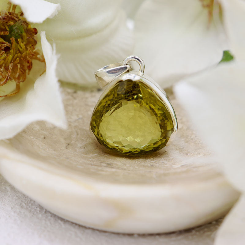 teardrop lemon quartz sterling silver gemstone pendant