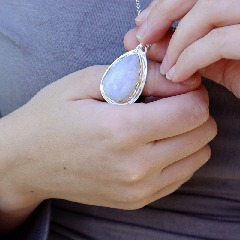 teardrop moonstone sterling silver gemstone pendant