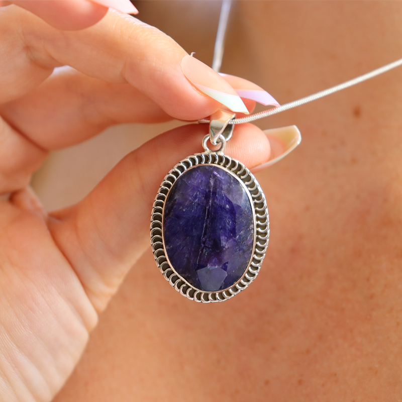 oval sapphire quartz sterling silver gemstone pendant