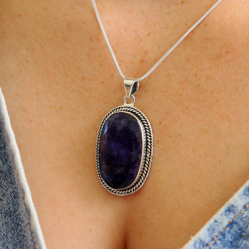 oval sapphire quartz sterling silver gemstone pendant