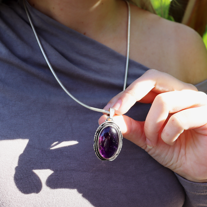oval amethyst sterling silver gemstone pendant