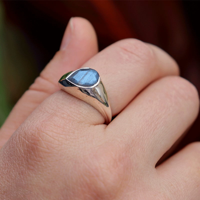 labradorite sterling silver gemstone ring