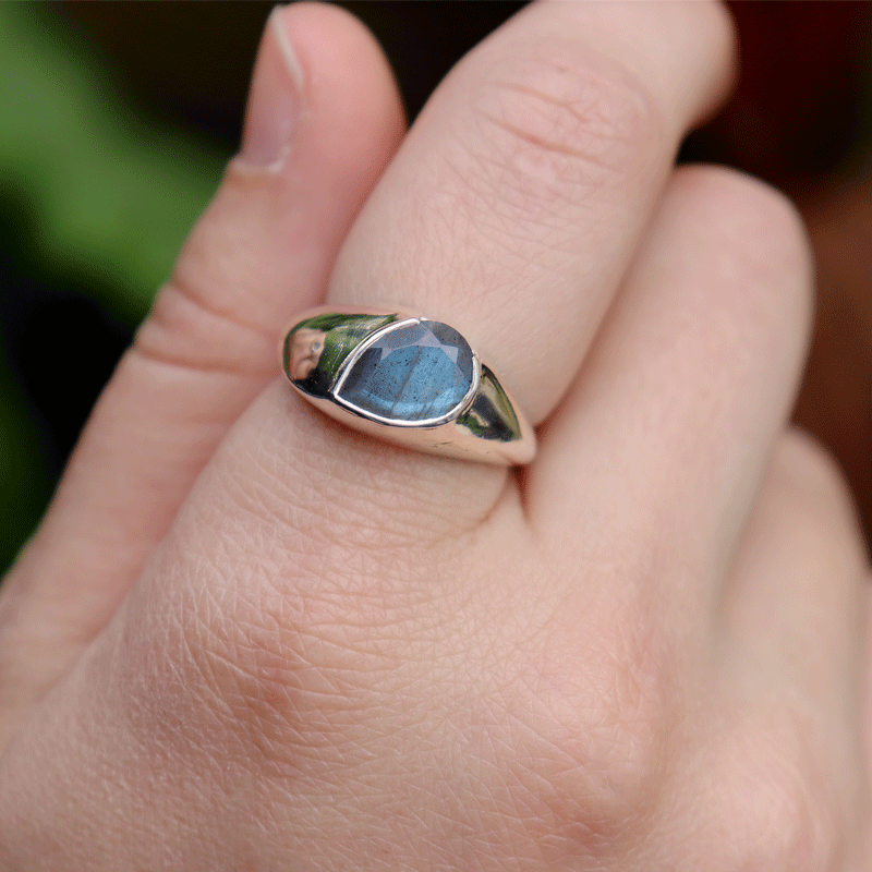 labradorite sterling silver gemstone ring