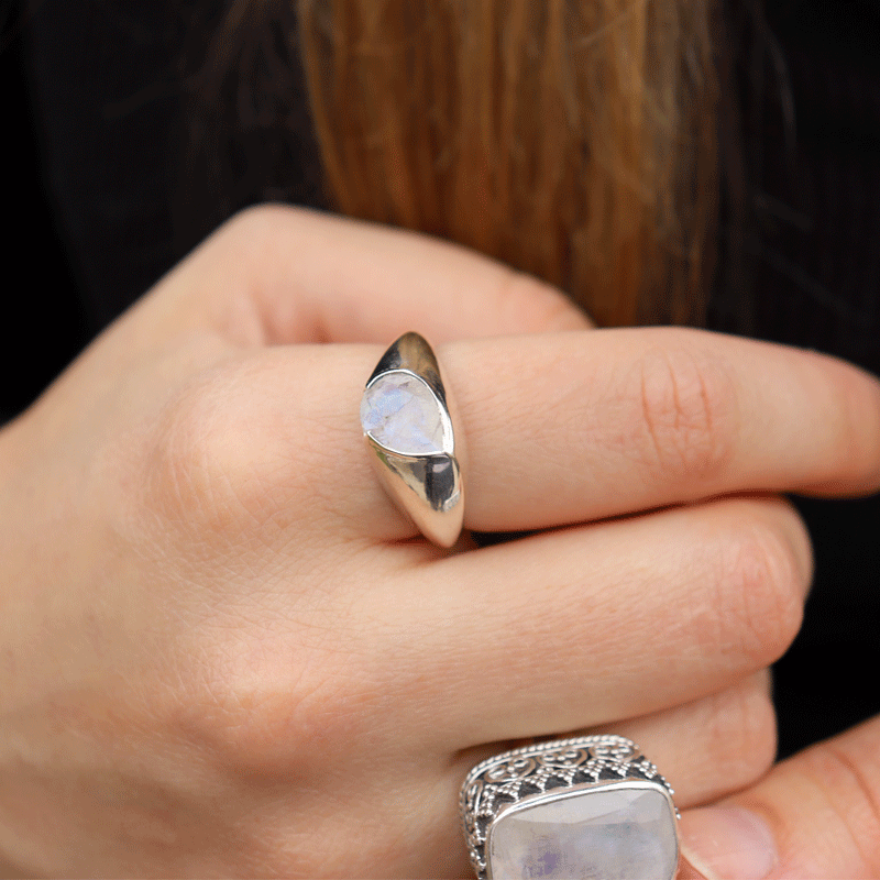 moonstone sterling silver gemstone ring