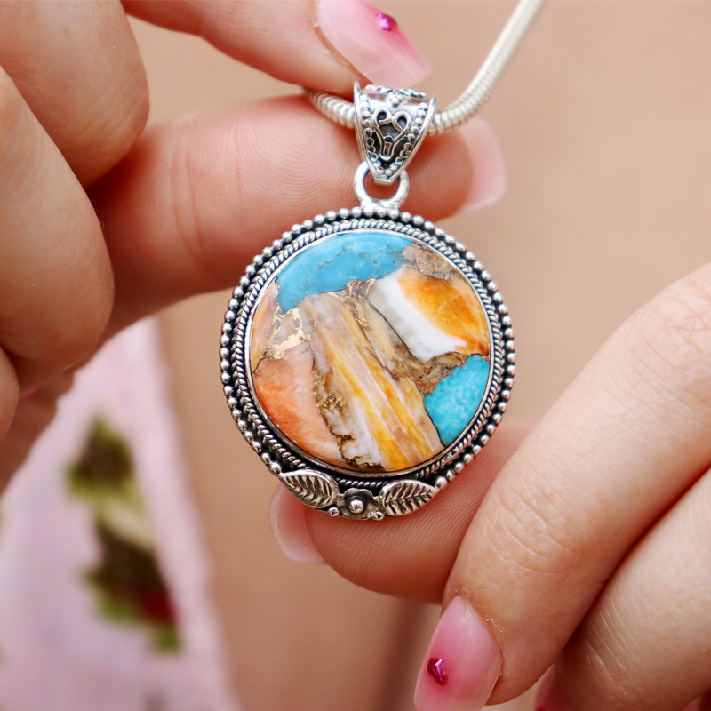 oyster turquoise round sterling silver pendant