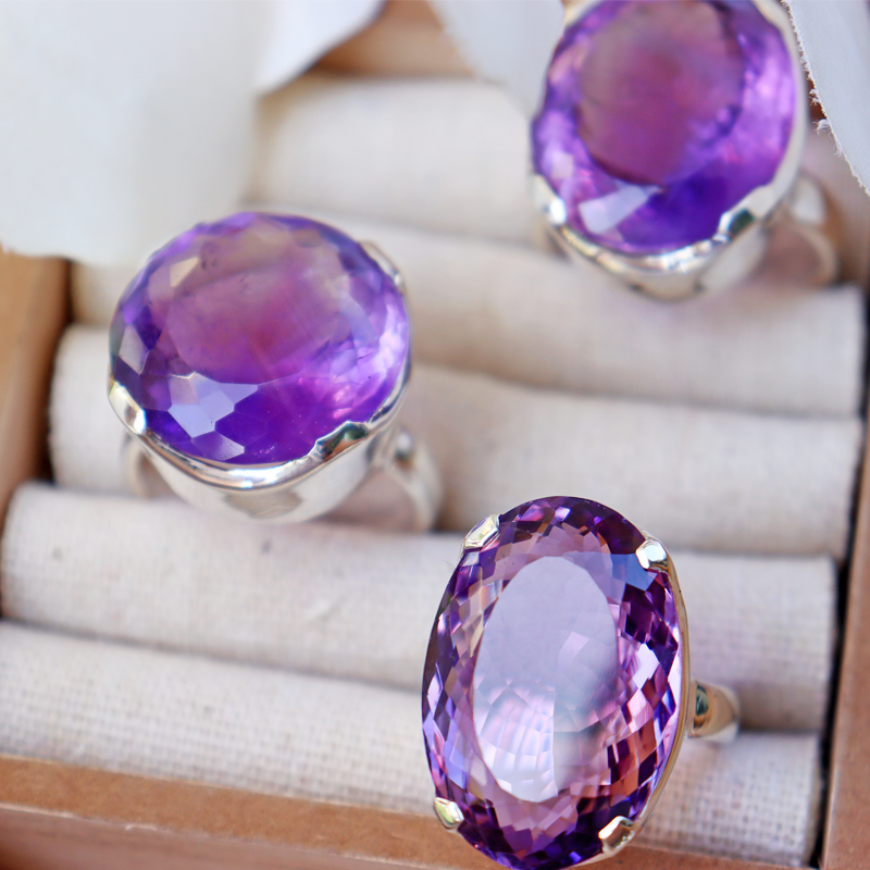 oval chunky amethyst gemstone silver ring