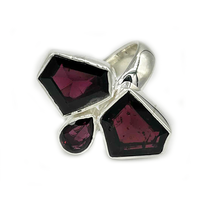 garnet sterling silver gemstone ring