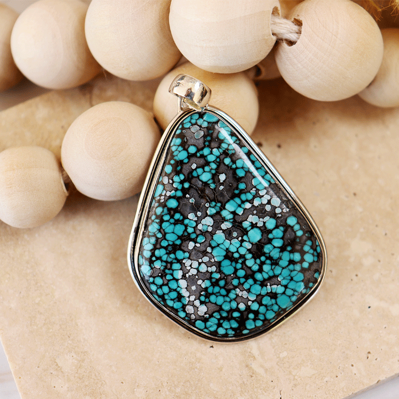 Blue turquoise pendant discount necklace