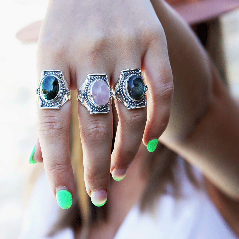 rose quartz silver gemstone ring