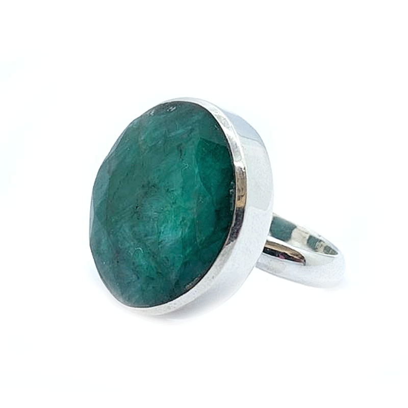 round emerald quartz silver gemstone ring