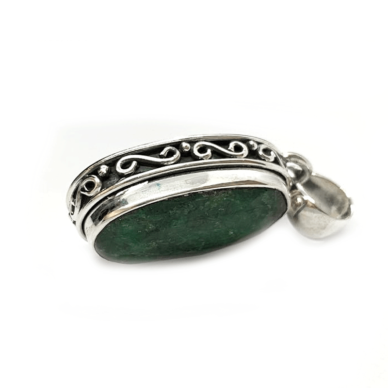 emerald quartz silver gemstone pendant