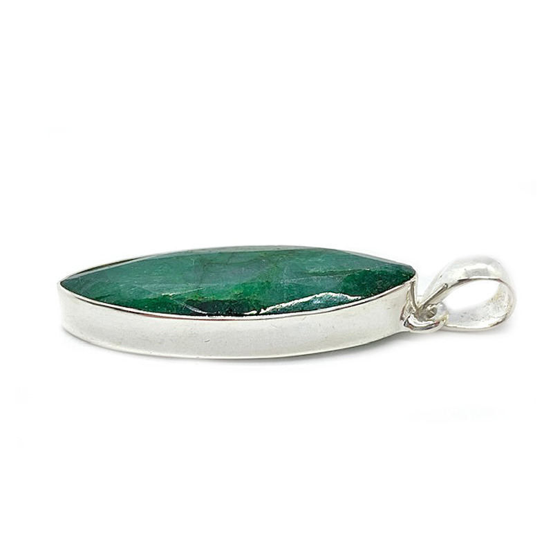 emerald quartz gemstone silver pendant