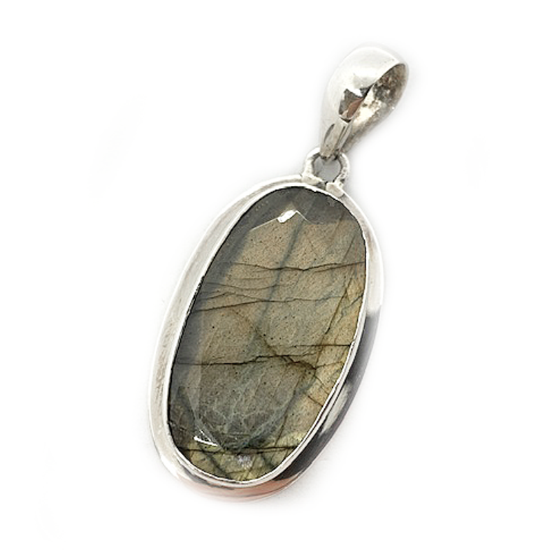 large oval labradorite gemstone silver pendant