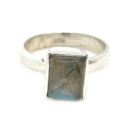 labradorite gemstone silver ring