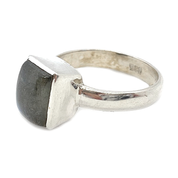 labradorite gemstone silver ring